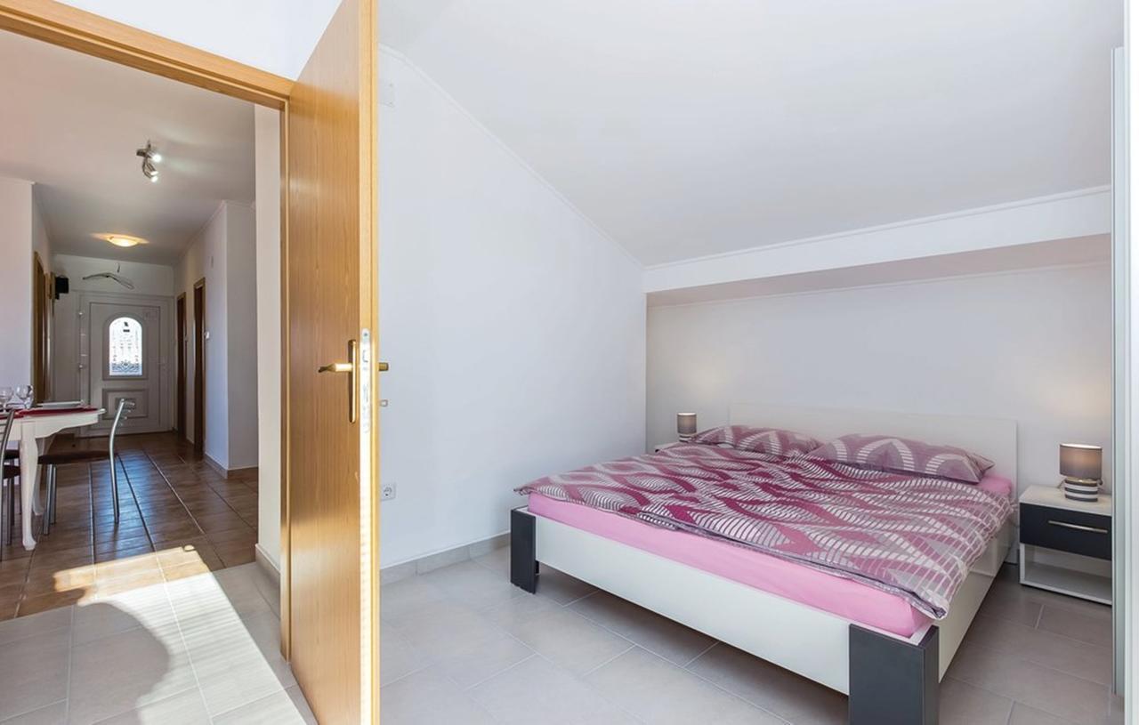 Apartments Antolic Нови Винодолски Екстериор снимка